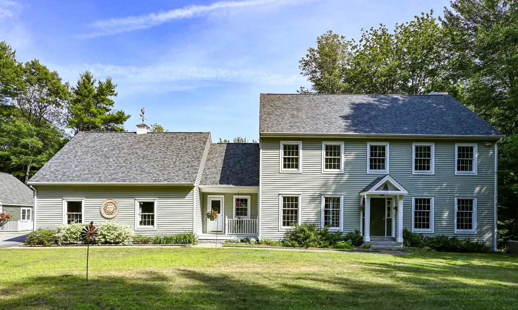 320 Holmes Road Scarborough ME 04074