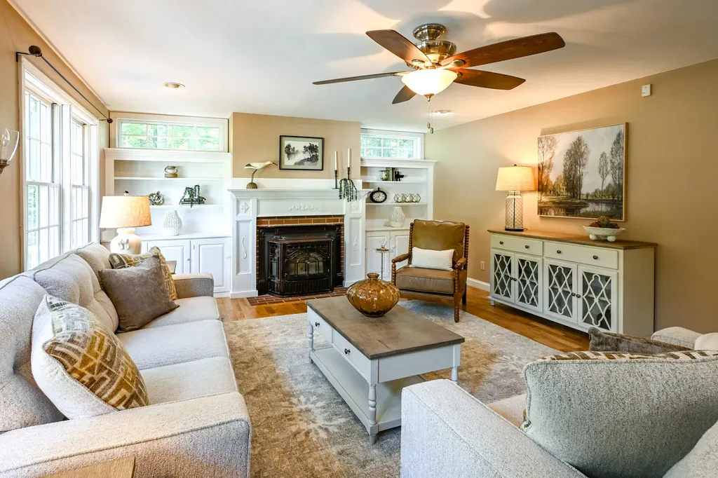 320 Holmes Road Scarborough ME 04074