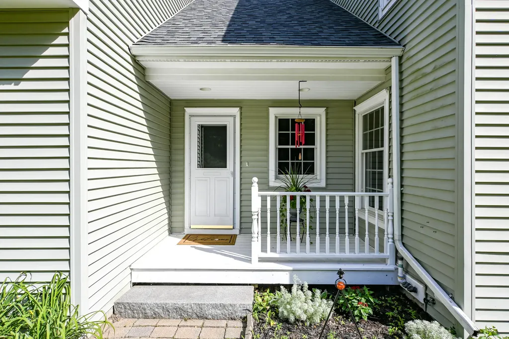 320 Holmes Road Scarborough ME 04074