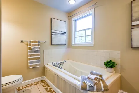 320 Holmes Road Scarborough ME 04074