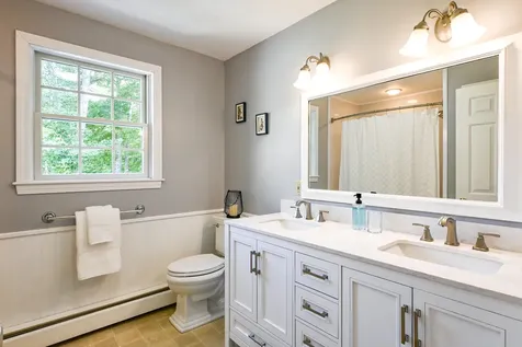 320 Holmes Road Scarborough ME 04074