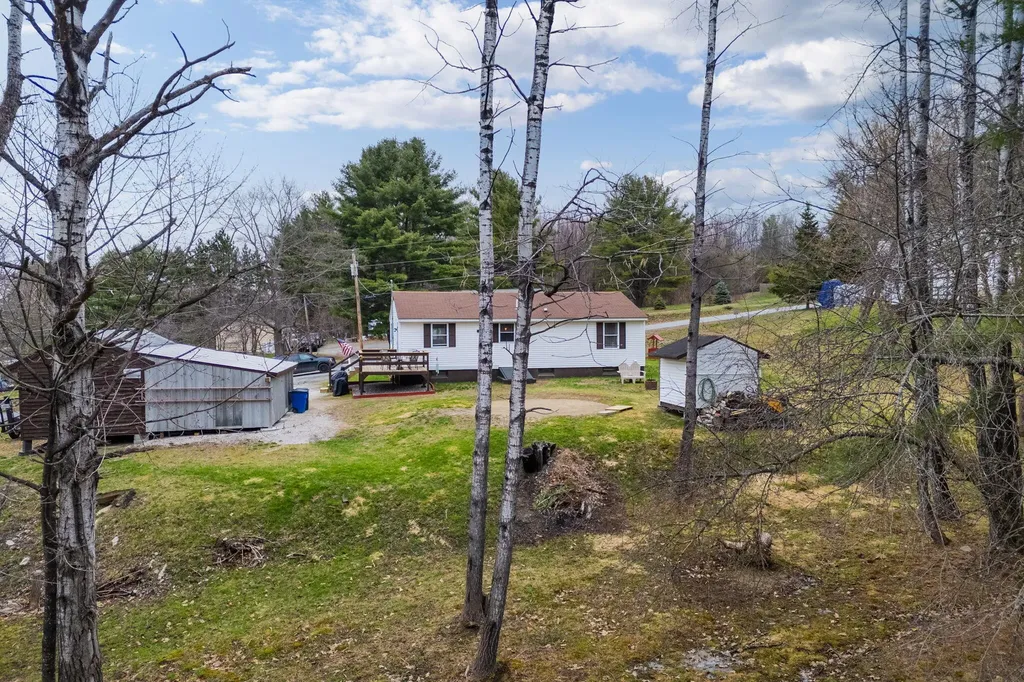 35 Pooler Avenue Skowhegan ME 04976