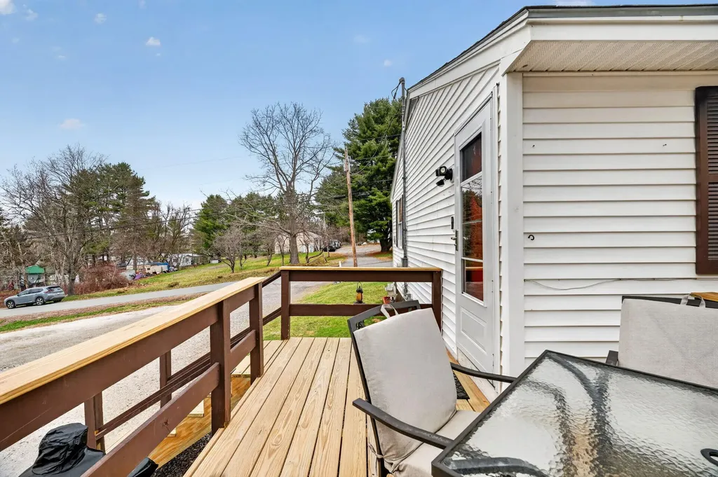 35 Pooler Avenue Skowhegan ME 04976