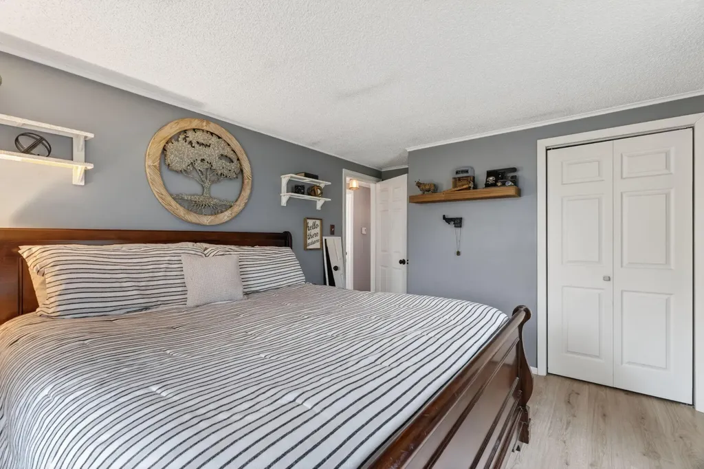 35 Pooler Avenue Skowhegan ME 04976