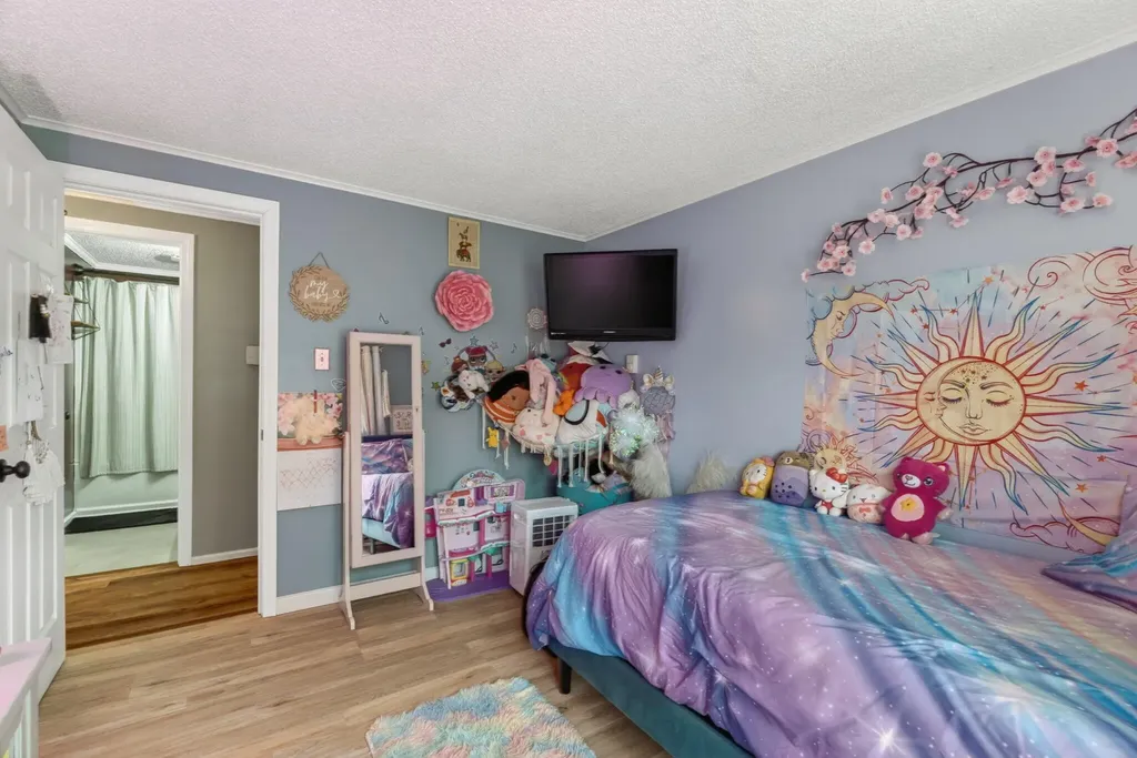 35 Pooler Avenue Skowhegan ME 04976