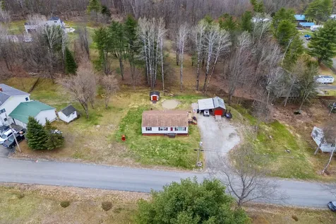 35 Pooler Avenue Skowhegan ME 04976