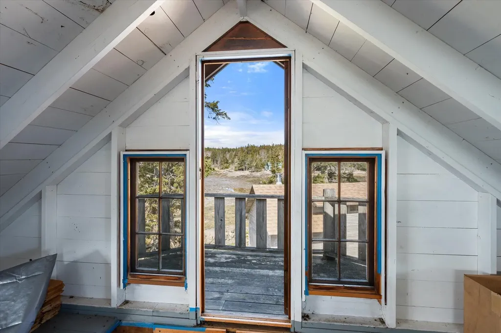 9999 Cove Island Harrington ME 04643