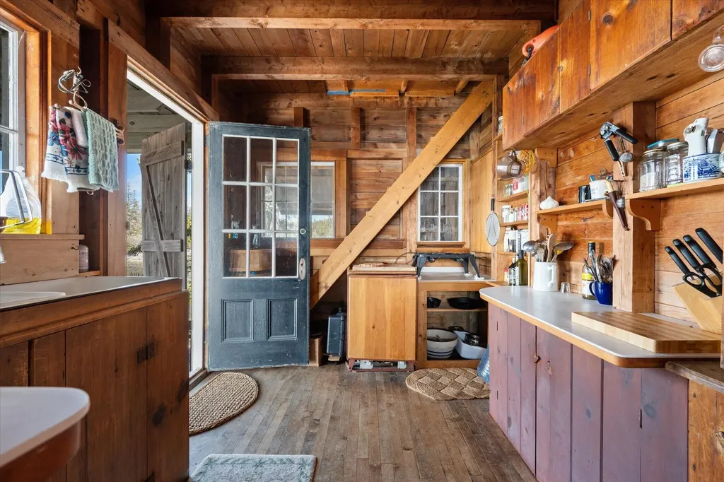 9999 Cove Island Harrington ME 04643