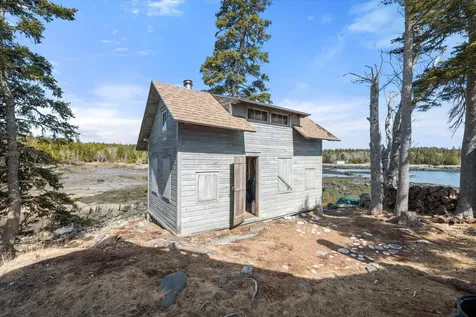9999 Cove Island Harrington ME 04643