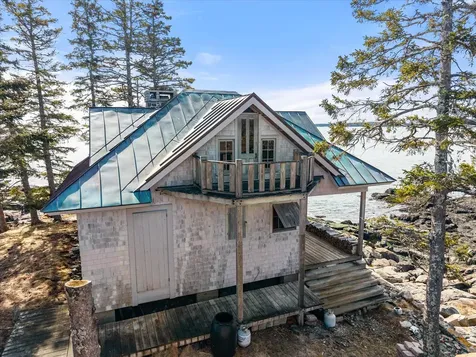 9999 Cove Island Harrington ME 04643