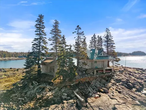 9999 Cove Island Harrington ME 04643