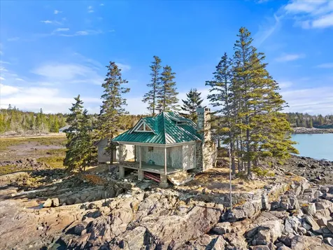 9999 Cove Island Harrington ME 04643