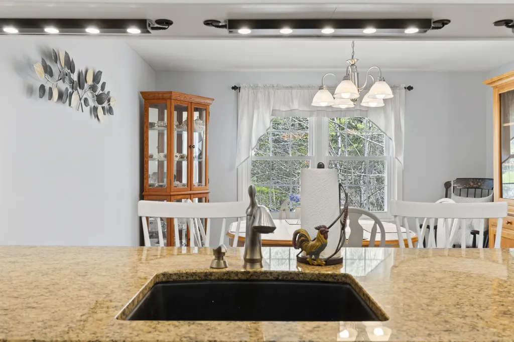 32 Landing Drive Kennebunk ME 04043