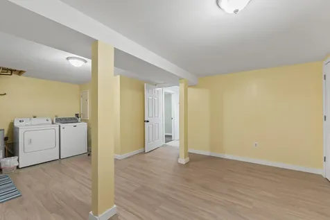 32 Landing Drive Kennebunk ME 04043