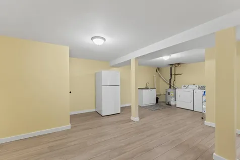 32 Landing Drive Kennebunk ME 04043