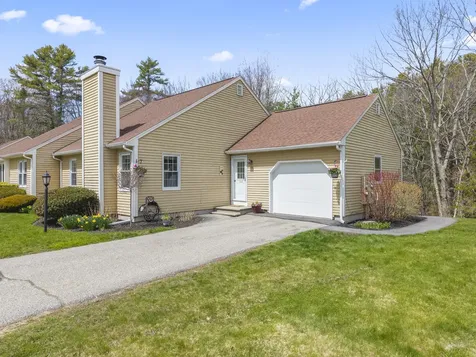 32 Landing Drive Kennebunk ME 04043