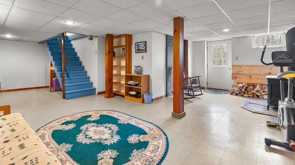 9 Coles Corner Road Winterport ME 04496