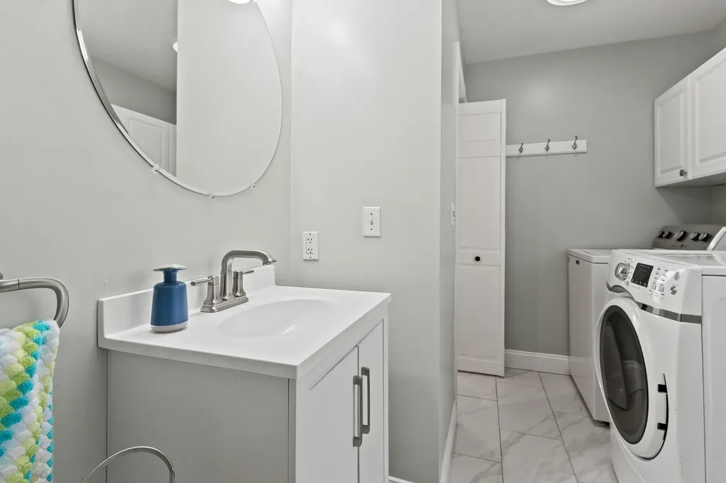 802 Highland Avenue South Portland ME 04106