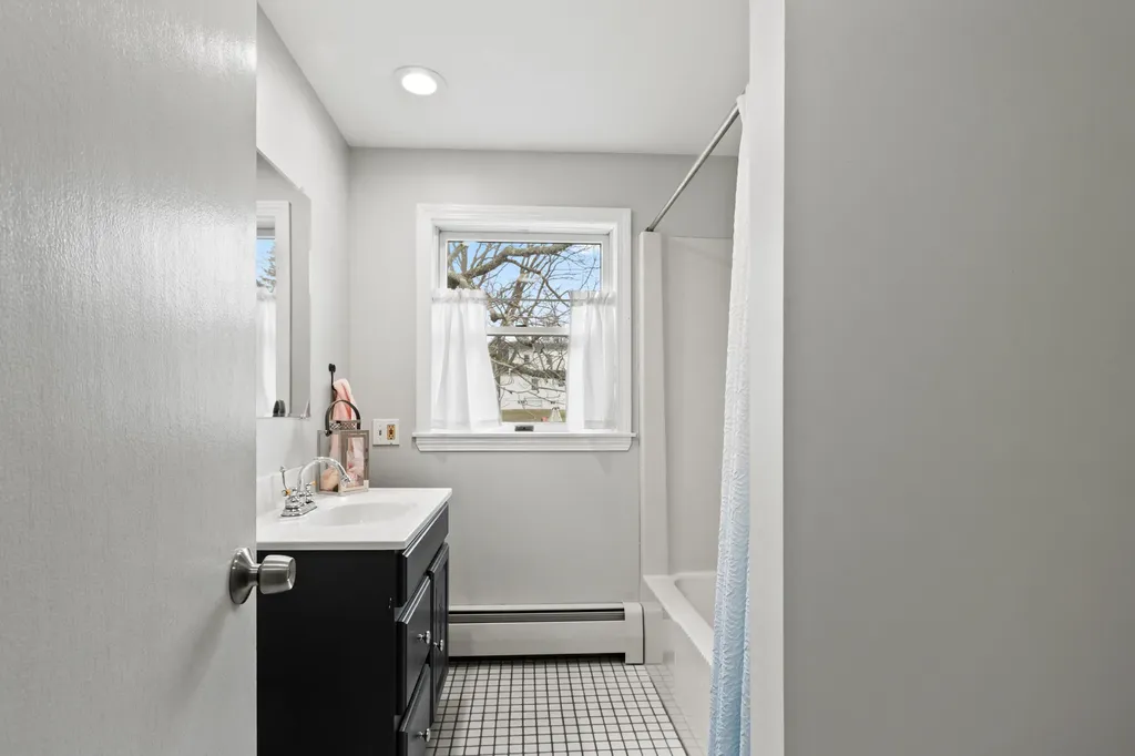802 Highland Avenue South Portland ME 04106