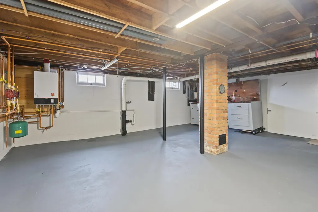 802 Highland Avenue South Portland ME 04106