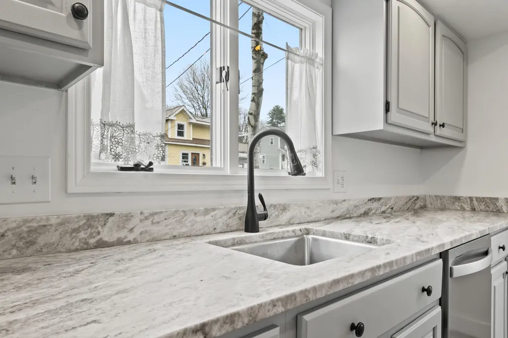 802 Highland Avenue South Portland ME 04106