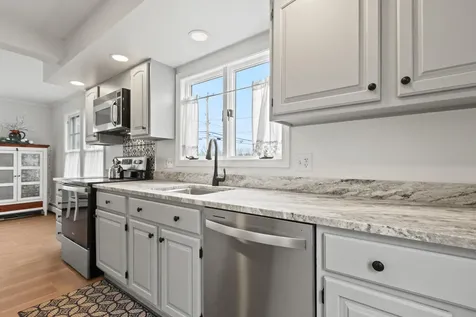 802 Highland Avenue South Portland ME 04106