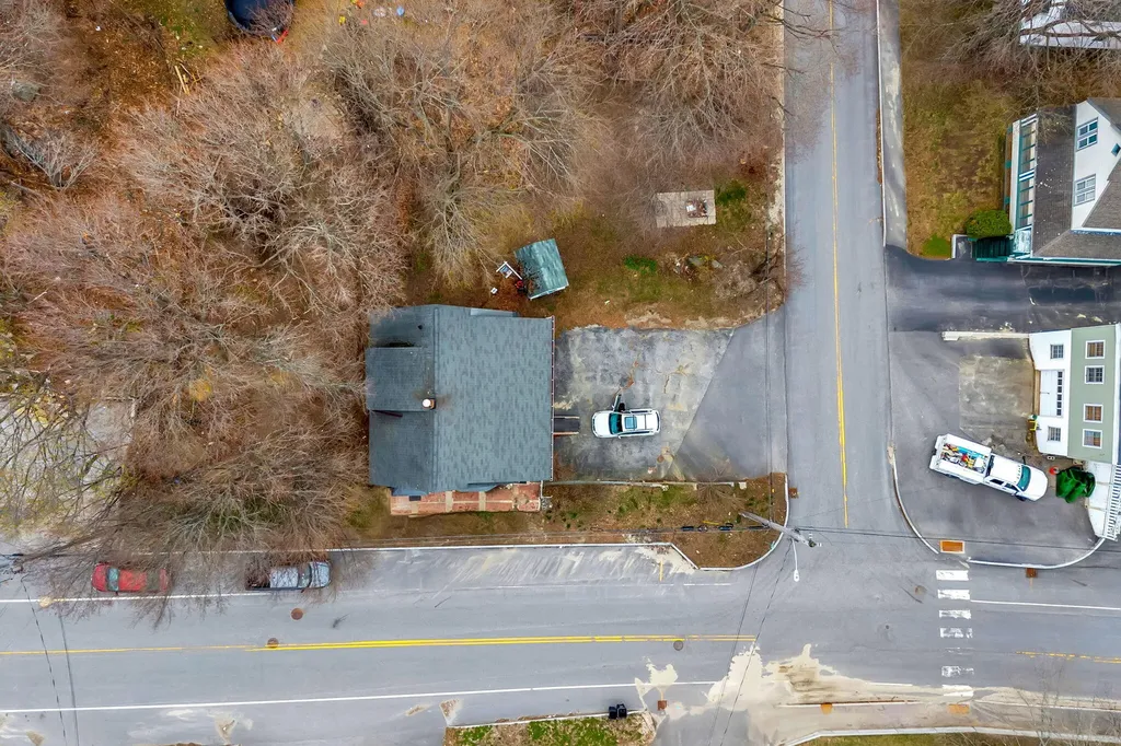 144 Third Street Auburn ME 04210