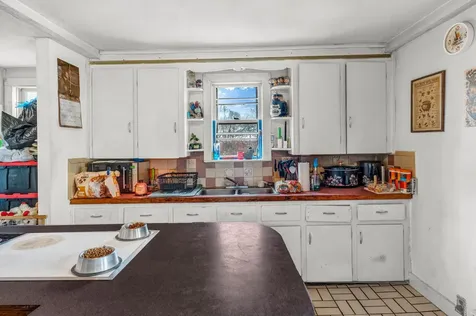 144 Third Street Auburn ME 04210