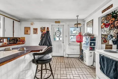 144 Third Street Auburn ME 04210