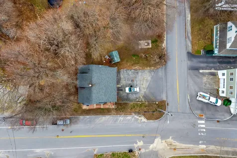 144 Third Street Auburn ME 04210