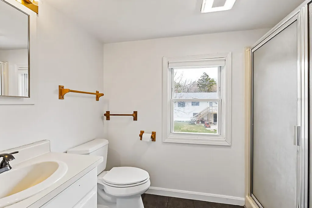 19 Alexandra Drive Gardiner ME 04345