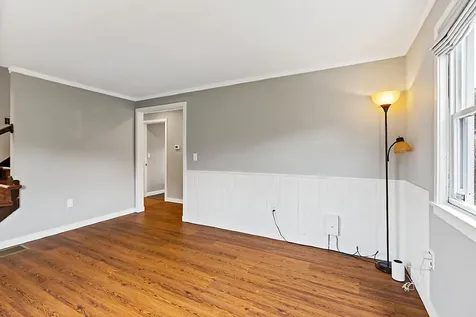19 Alexandra Drive Gardiner ME 04345