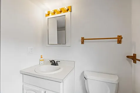 19 Alexandra Drive Gardiner ME 04345