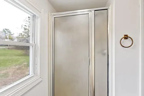 19 Alexandra Drive Gardiner ME 04345
