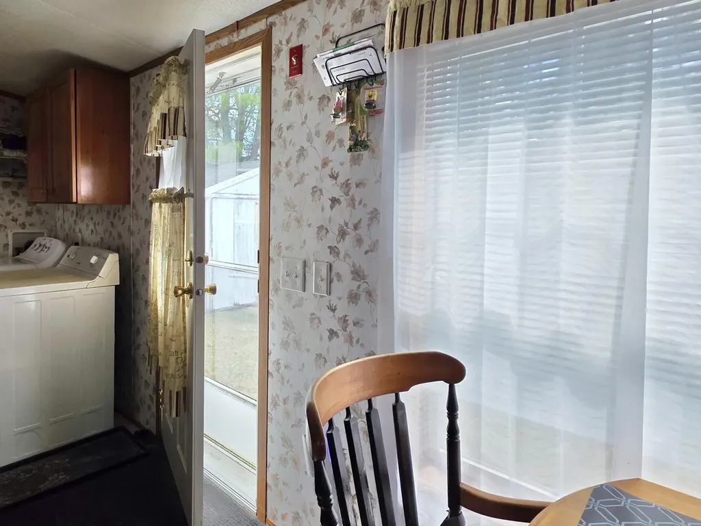 54 Larry Lane Brunswick ME 04011