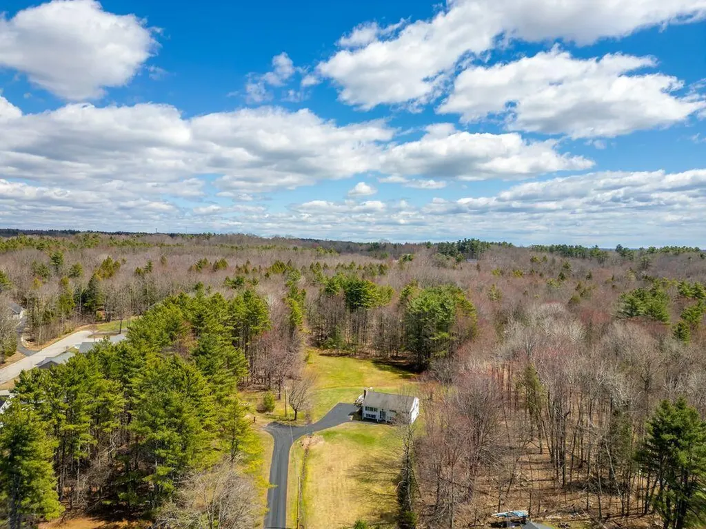 955 Bridgton Road Westbrook ME 04092