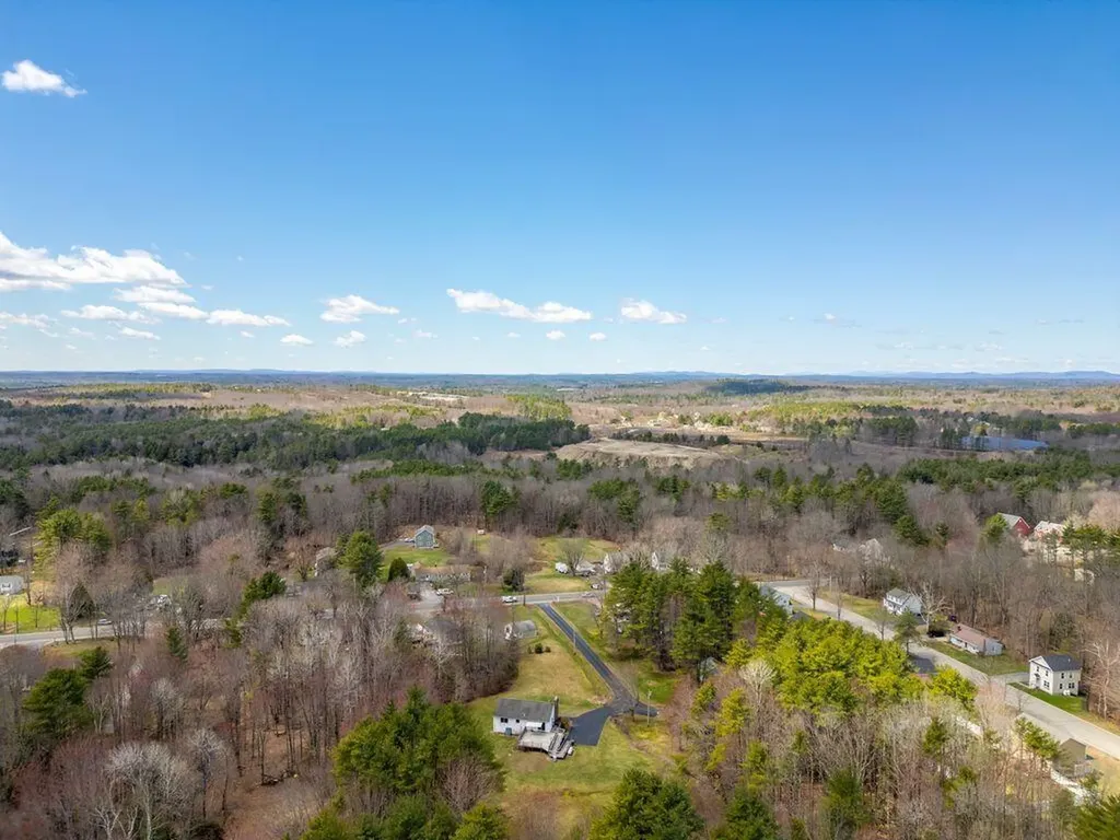 955 Bridgton Road Westbrook ME 04092