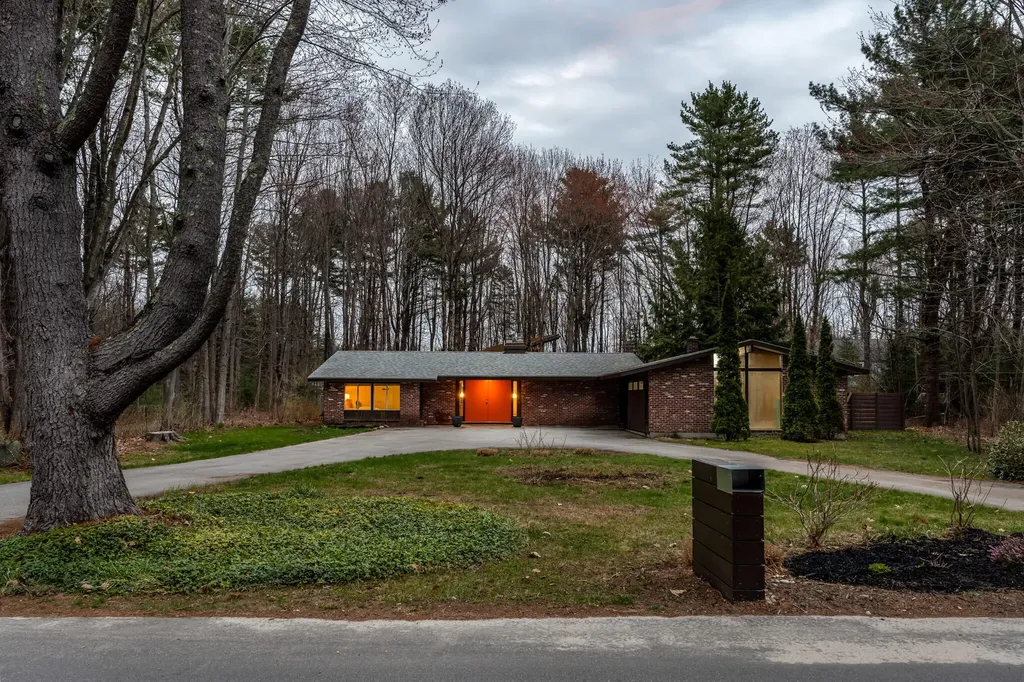 15 Bayberry Lane Scarborough ME 04074