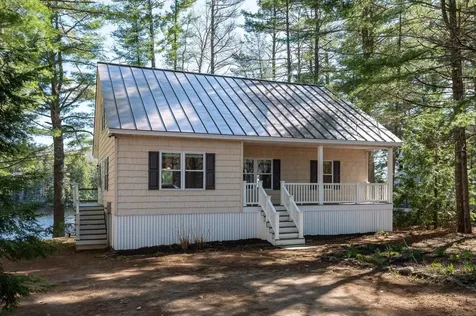 8 Ridgewood Drive Lebanon ME 04027