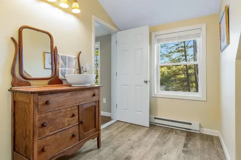 8 Ridgewood Drive Lebanon ME 04027