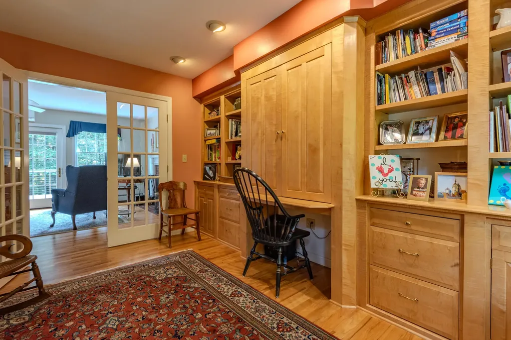 51 Tracy Cove Circle Rome ME 04963