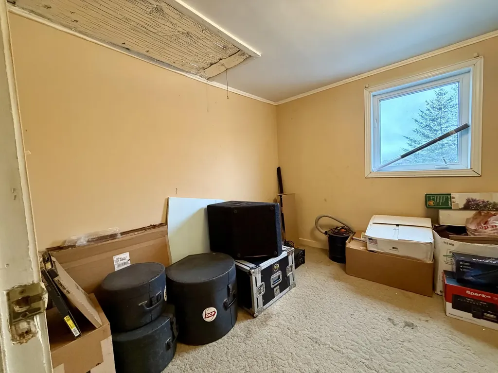 92 N 4th Avenue Madawaska ME 04756