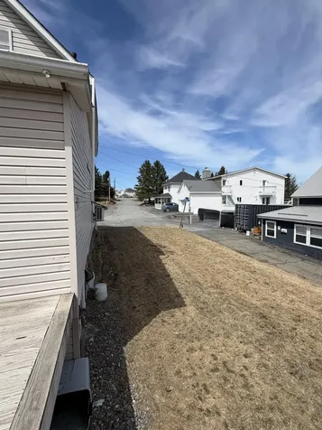 92 N 4th Avenue Madawaska ME 04756