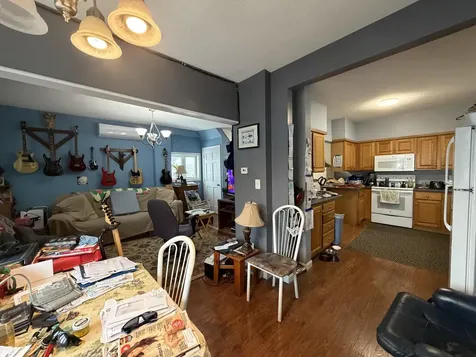 92 N 4th Avenue Madawaska ME 04756
