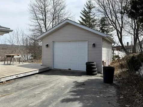 92 N 4th Avenue Madawaska ME 04756