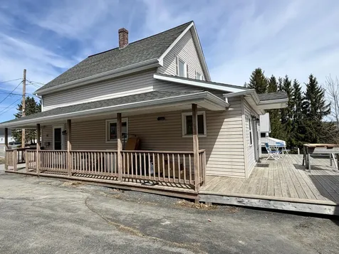 92 N 4th Avenue Madawaska ME 04756
