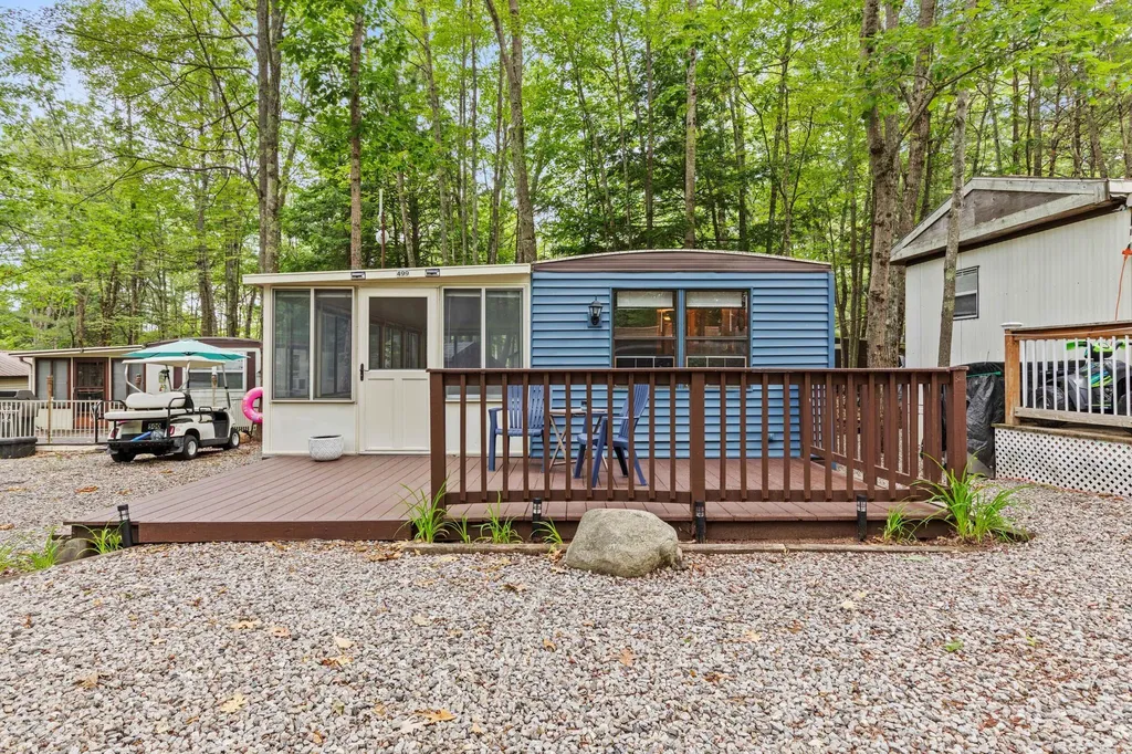7 Oregon Avenue Old Orchard Beach ME 04064