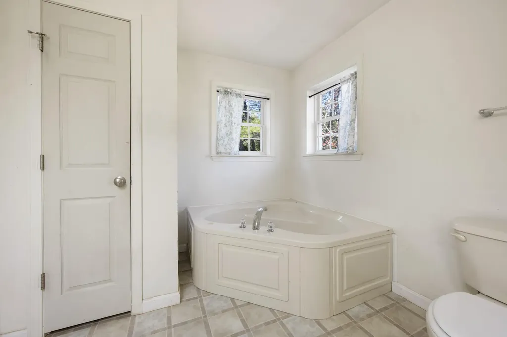 301 Bog Road Albion ME 04910