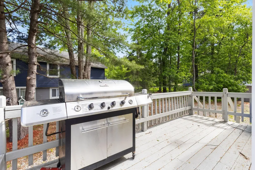 14 Bernier Lane Waterboro ME 04087