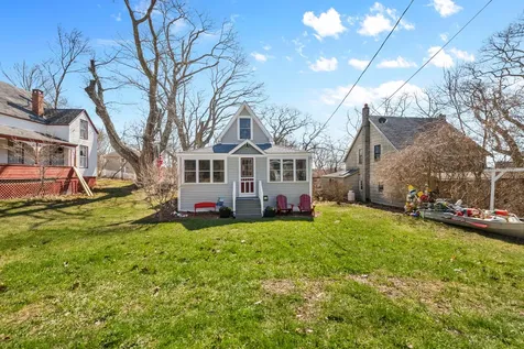 11 Oakland Avenue Portland ME 04108